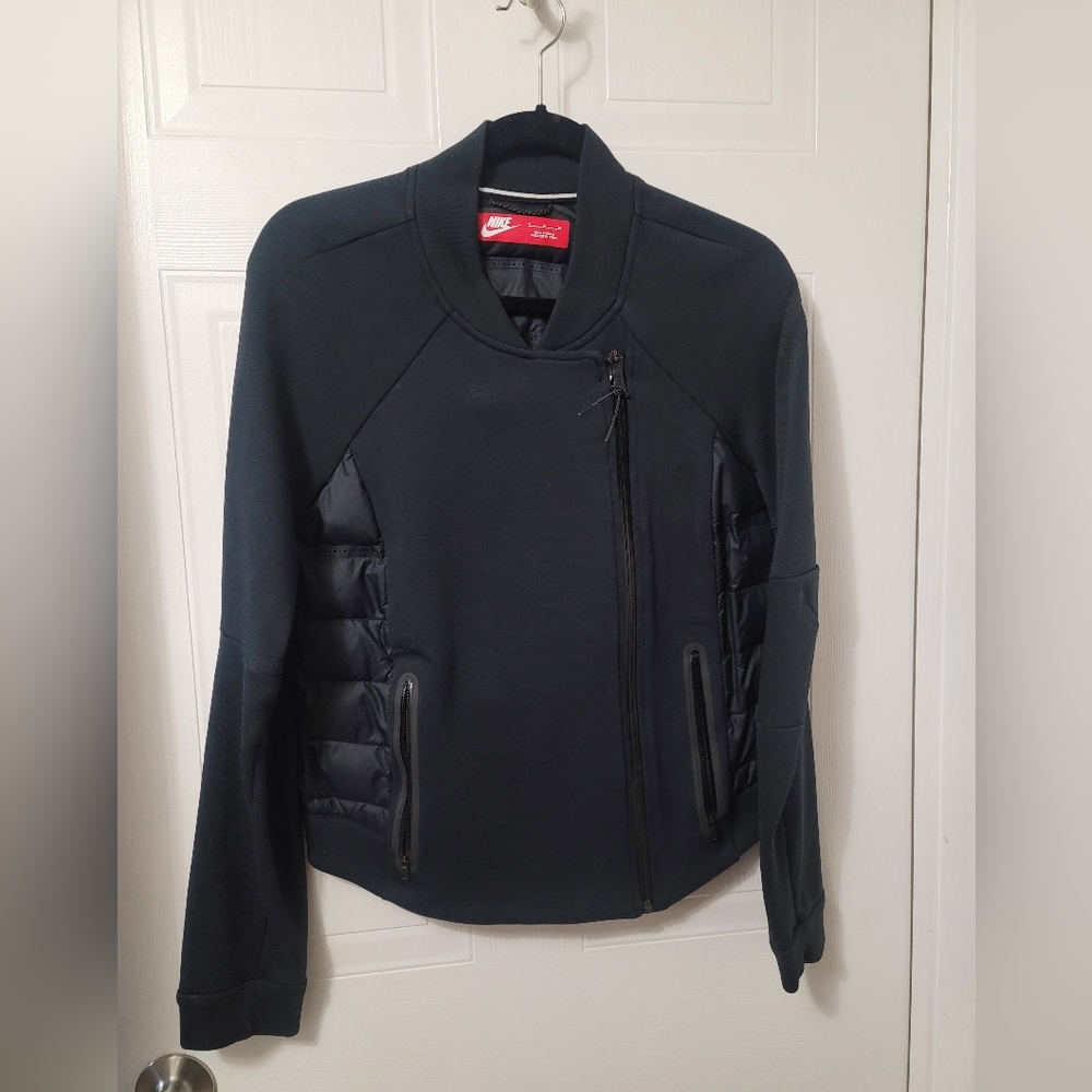 Nike Tech Fleece Aeroloft 800 Jacket